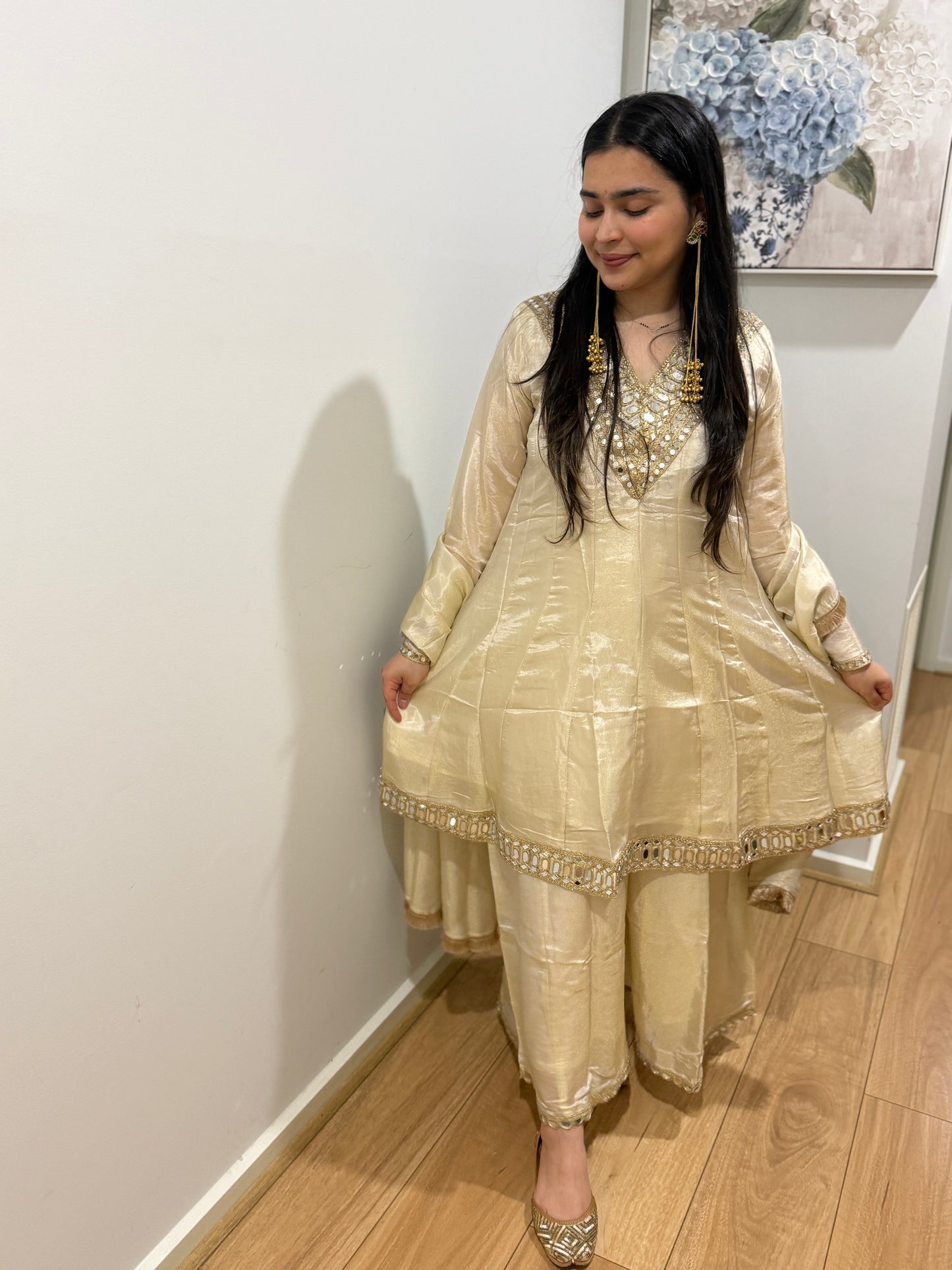 Viral Mirror Suit